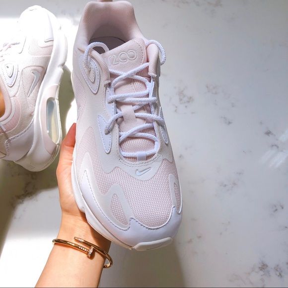 Air max 200 soft pink( super comfy) - Picture 3 of 11
